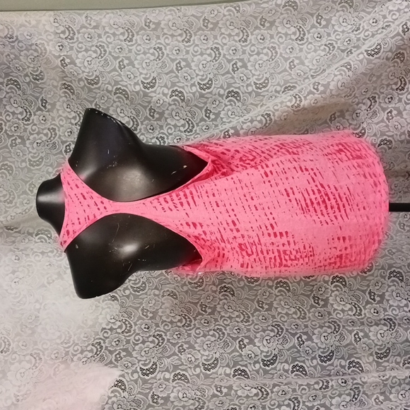 Under Armour Workout Top Size XL - Picture 3 of 5